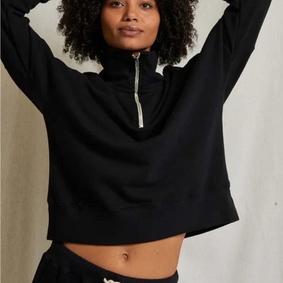 perfectwhitetee Maren french terry 1/4 zip sweatshirt- True Black- Size Medium - Picture 2 of 5